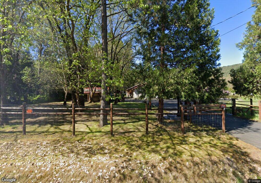 8701 Old Stage Rd, Central Point, OR 97502 - photo 1