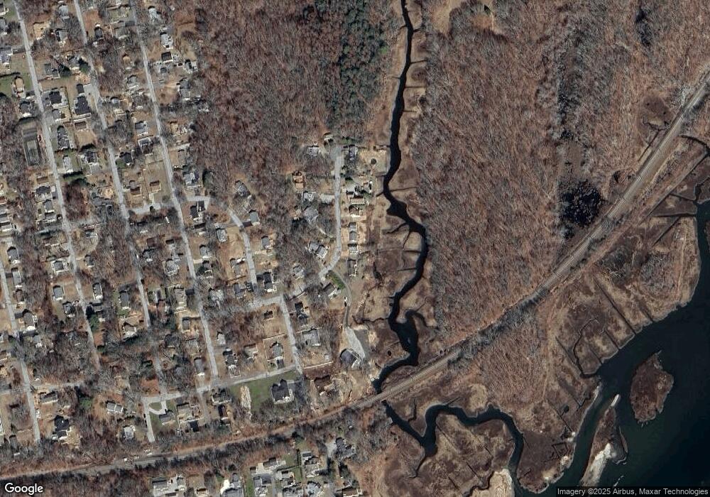 25 Marshfield Rd, Niantic, CT 06357 - photo 1