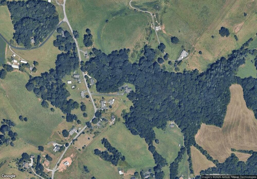 484 Old Newfound Rd, Leicester, NC 28748 - photo 1