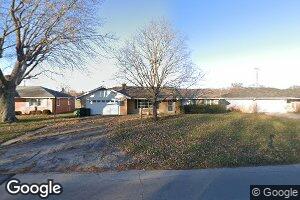 3212 W Brook Dr, Muncie, IN 47304
