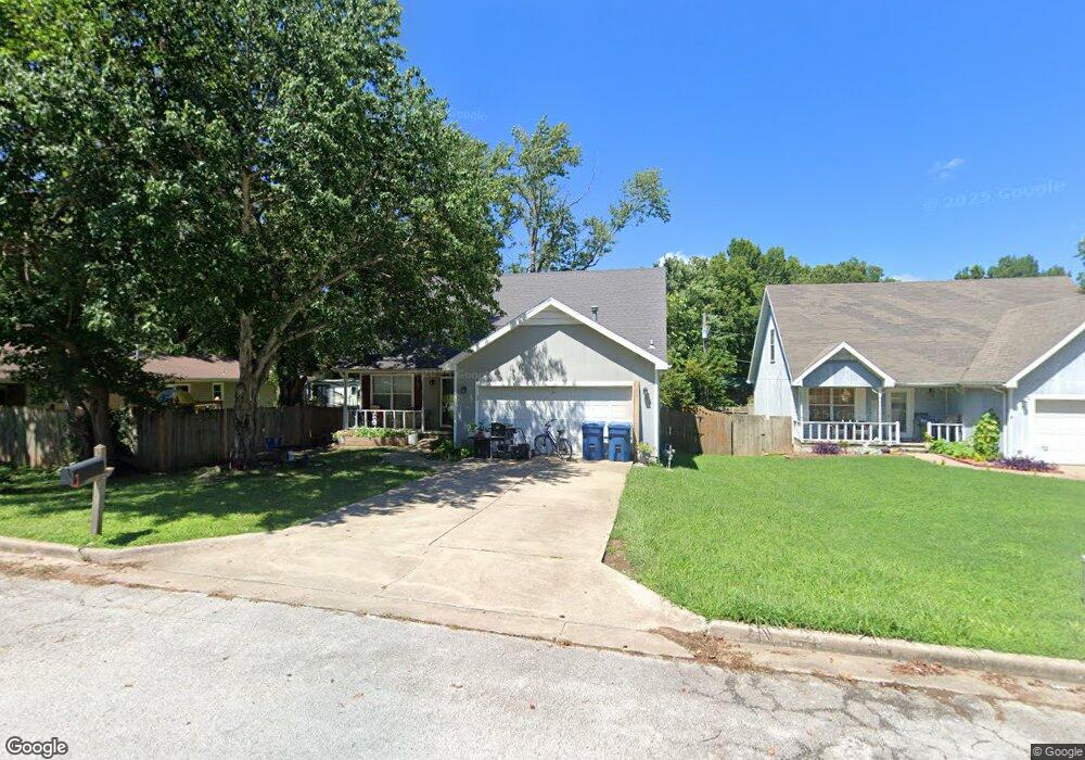401 E Pace Ct, Nixa, MO 65714 - photo 1