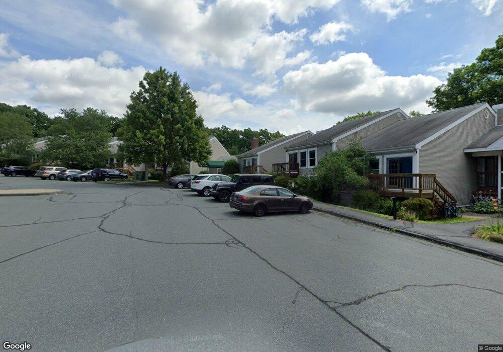 30 Wolf Rd unit 705, Lebanon, NH 03766 - photo 1