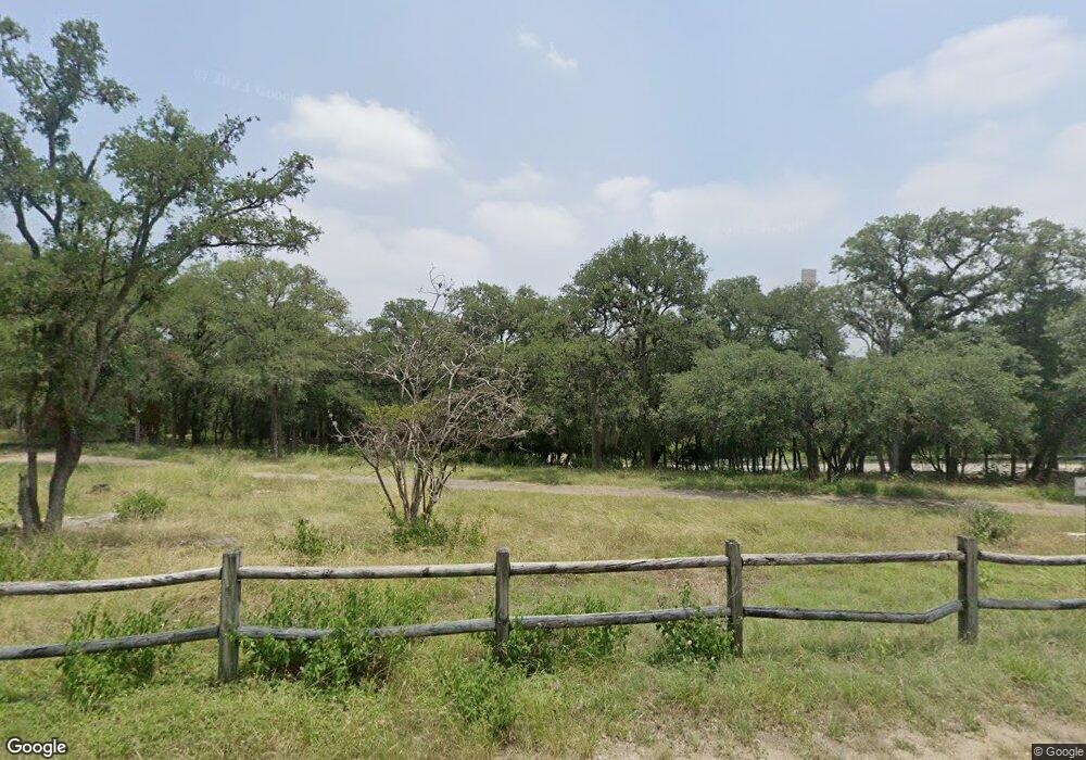 301 Loquat St, San Marcos, TX 78666 - photo 1