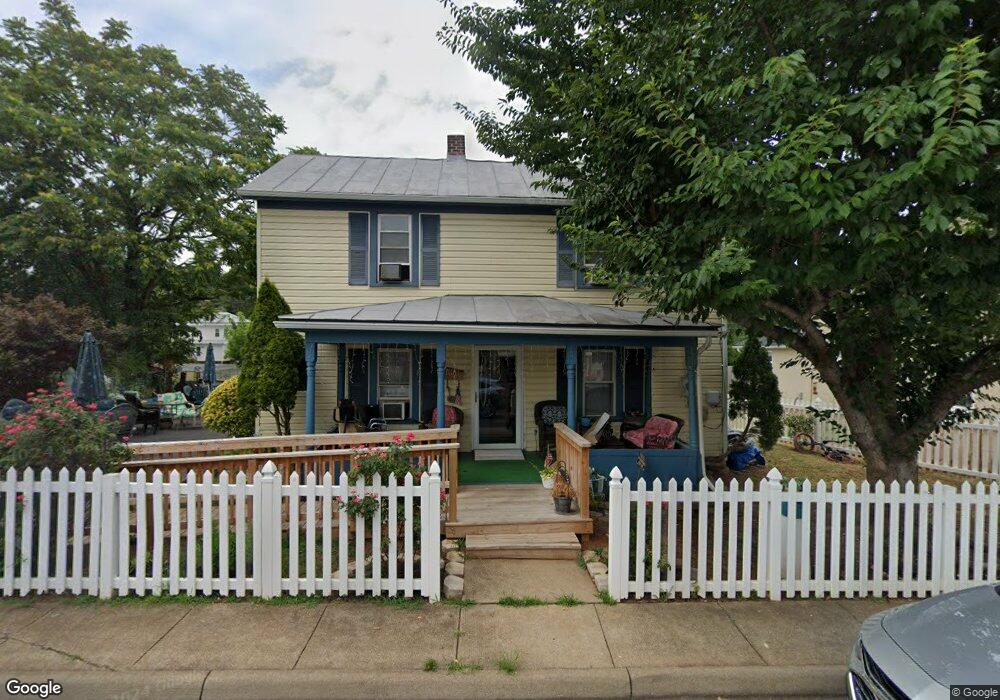 323 Pine St, Front Royal, VA 22630 - photo 1