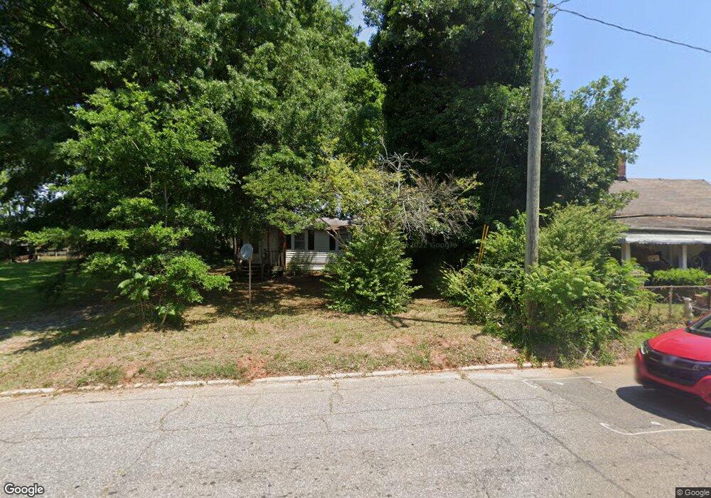 407 Monroe St, Statesville, NC 28677 - photo 1
