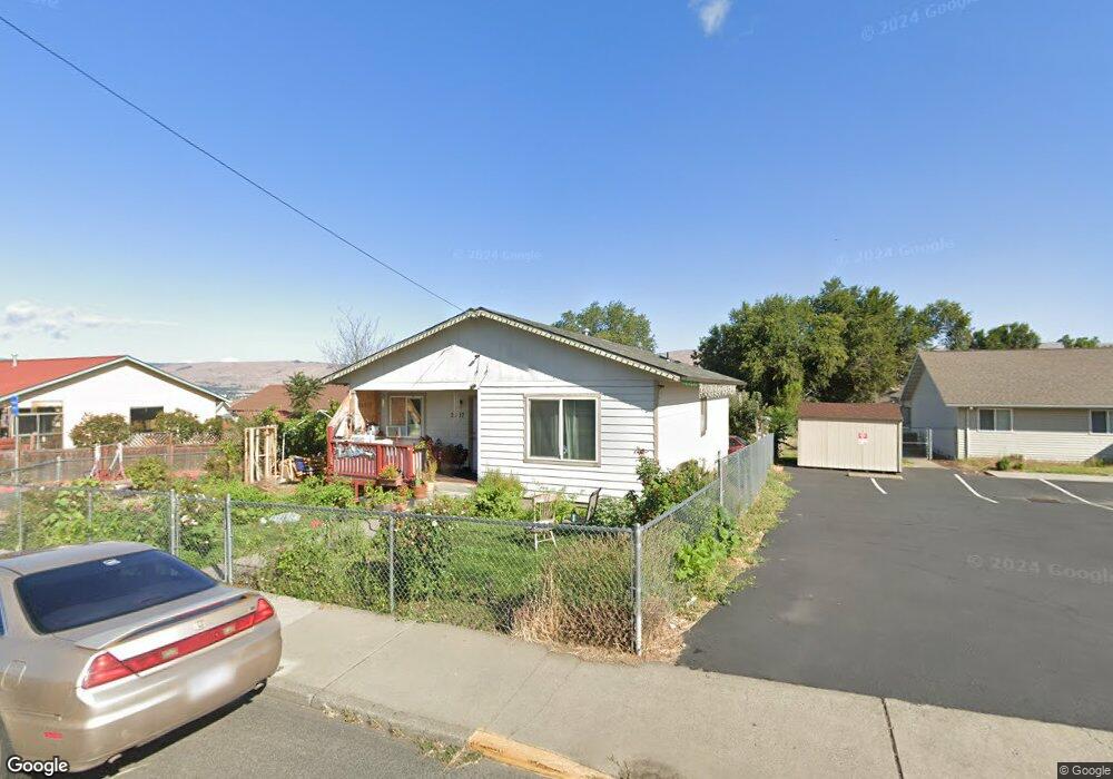 2227 E 12th St, the Dalles, OR 97058 - photo 1