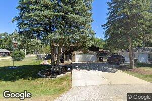 602 S Broadway St, McHenry, IL 60050