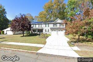 808 3rd St, Riverton, NJ 08077