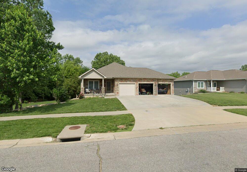 4309 SW Shenandoah Rd, Topeka, KS 66610 - photo 1