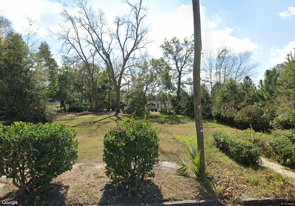 705 W 45th St, Savannah, GA 31405 - photo 1