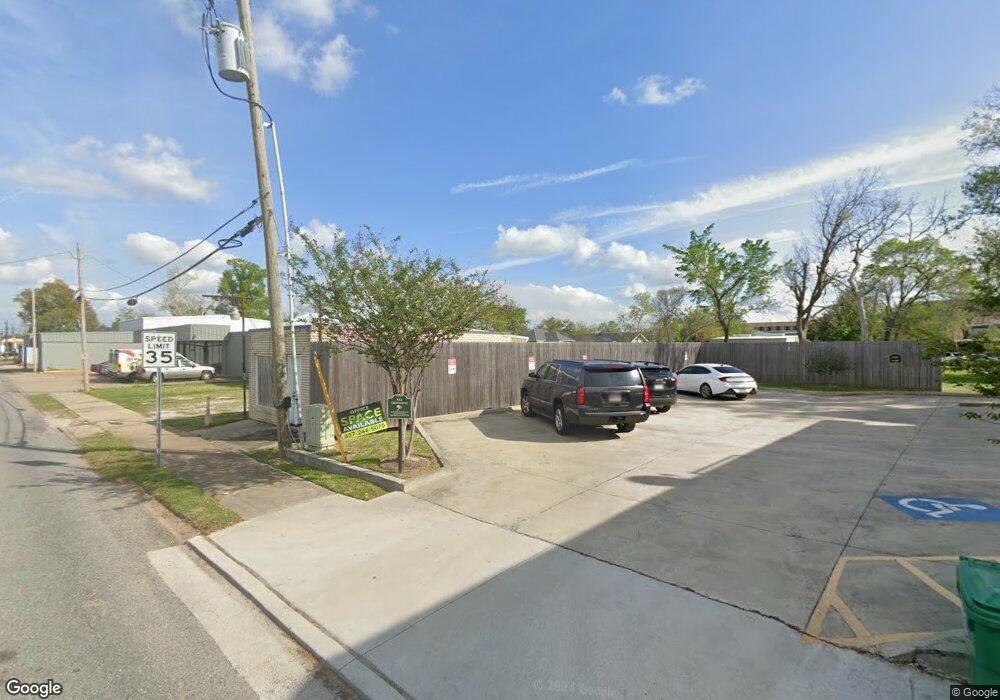 312 7th St, Lake Charles, LA 70601 - photo 1