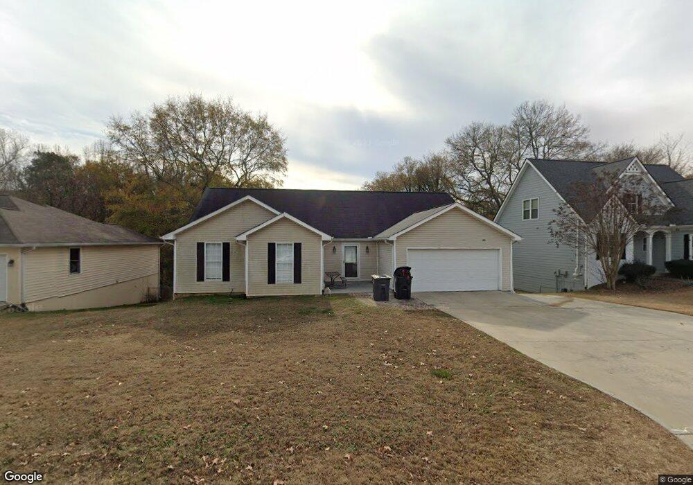 449 Holly Dr, Gainesville, GA 30501 - photo 1