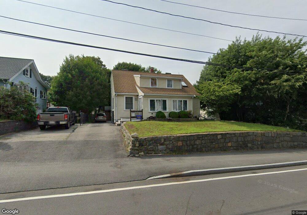 114 Squantum St, Milton, MA 02186 - photo 1