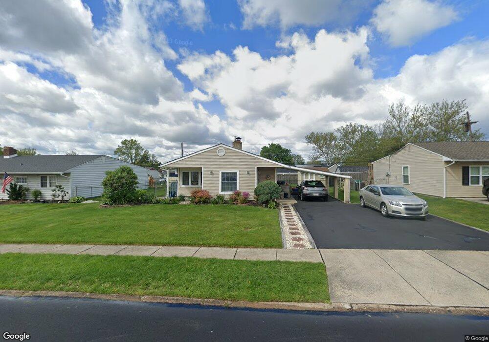 51 Gaping Rock Rd, Levittown, PA 19057 - photo 1
