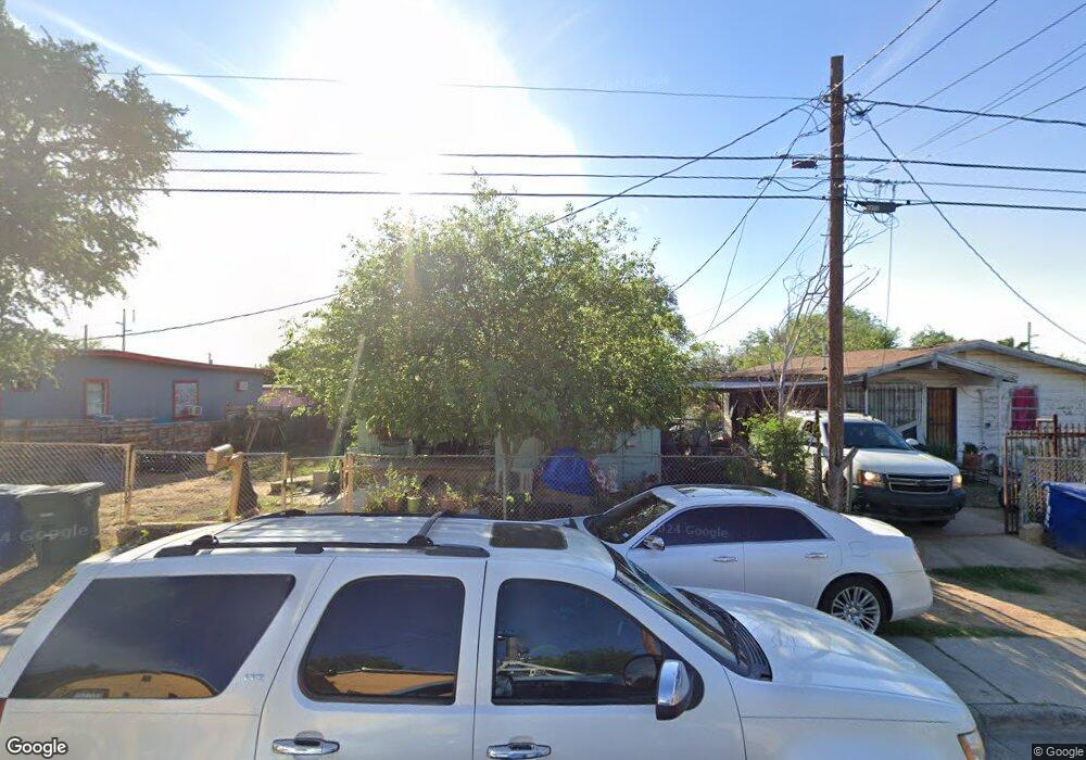 2410 Sanders Ave, Laredo, TX 78040 - photo 1