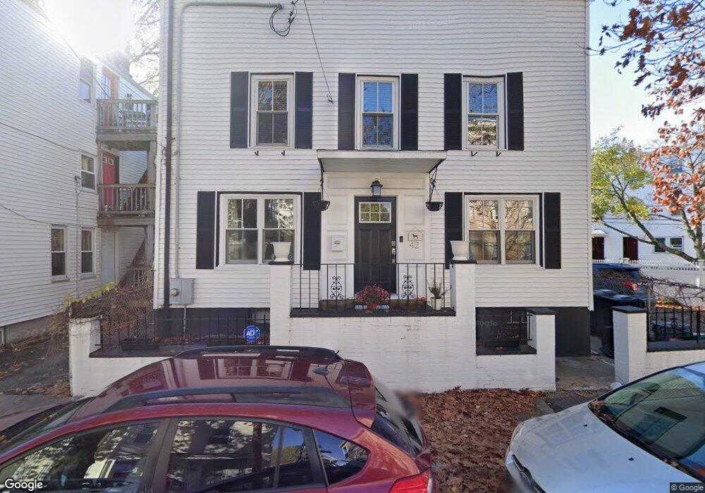 42 Bristol St unit 1, East Cambridge, MA 02141 - photo 1