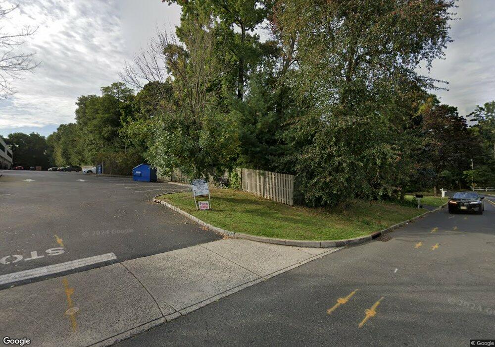 38 Mill Rd, Matawan, NJ 07747 - photo 1