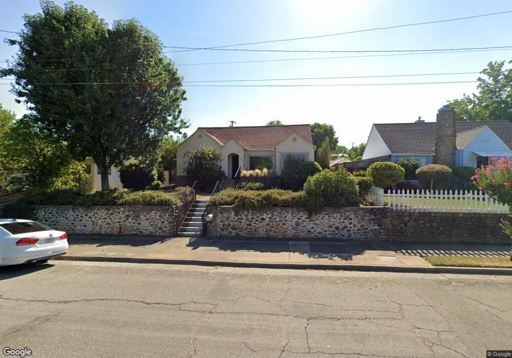 1126 Walnut Ave, Redding, CA 96001 - photo 1