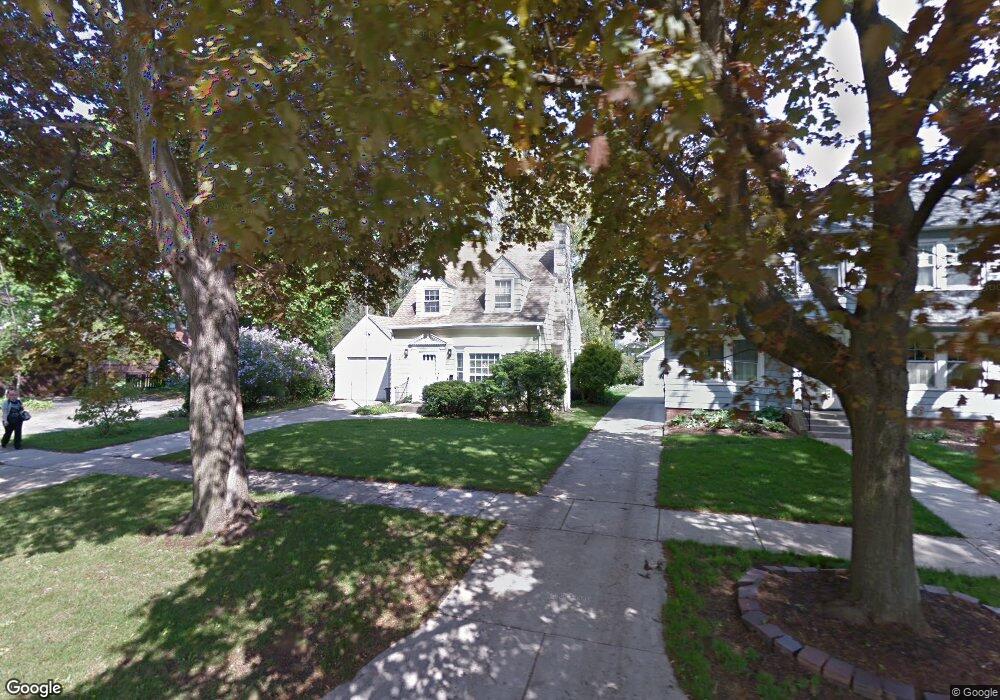 114 S Gladstone Ave, Aurora, IL 60506 - photo 1