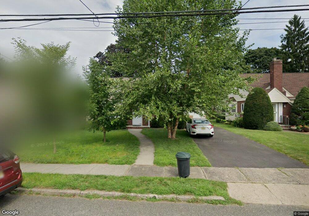 14-01 Plymouth Dr unit 1X, Fair Lawn, NJ 07410 - photo 1