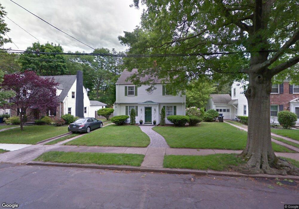 35 Stimson Rd, New Haven, CT 06511 - photo 1