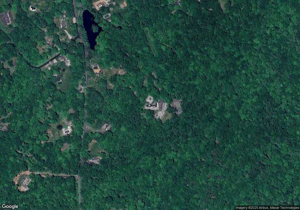 10 Fox Run Rd, Redding, CT 06896 - photo 1