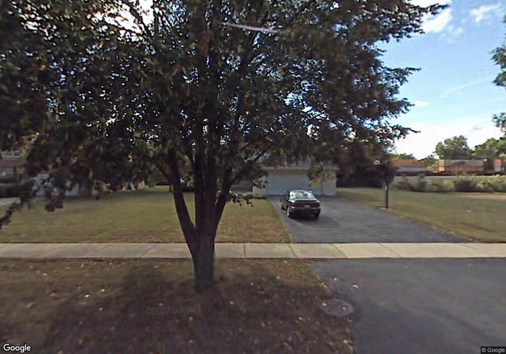 1641 Lawrence Crescent, Flossmoor, IL 60422 - photo 1