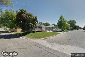 606 NW 1st St, Mullen, NE 69152