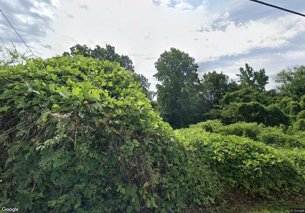 327 Hill St, Reidsville, NC 27320 - photo 1