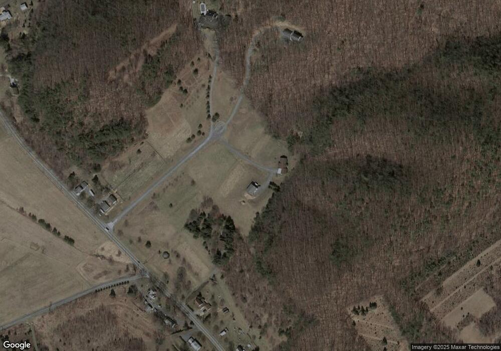 63 Heritage Ln, New Bloomfield, PA 17068 - photo 1