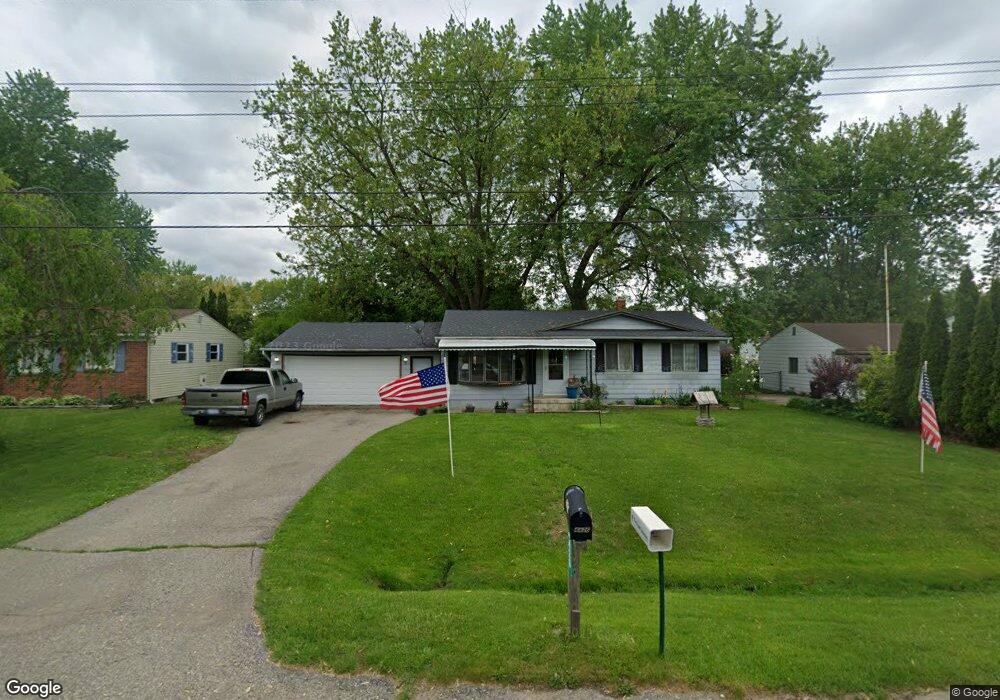 4426 Cherrytree Ln, Flint, MI 48507 - photo 1