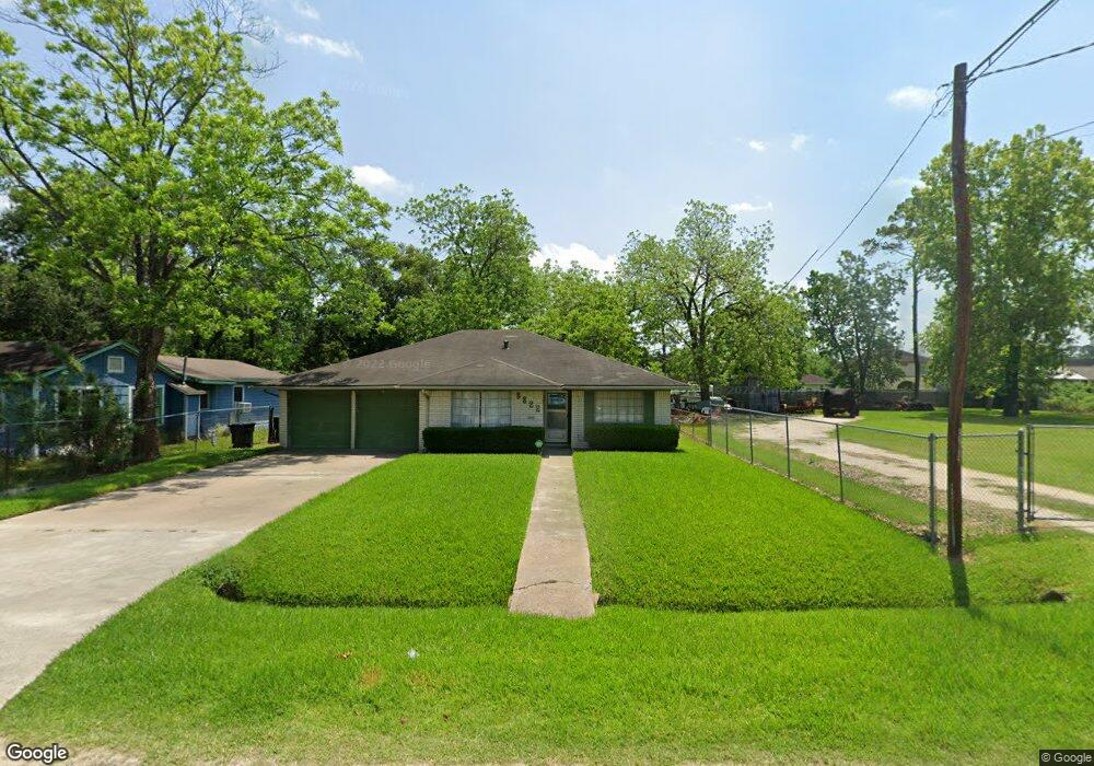 8822 Lanewood Dr, Houston, TX 77016 - photo 1