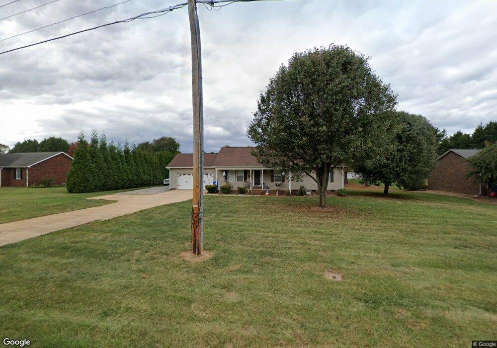 429 Miller Farm Rd, Statesville, NC 28625 - photo 1