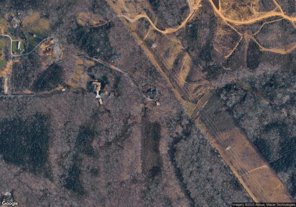 2084 Creekwood Ln NE, Dalton, GA 30721 - photo 1