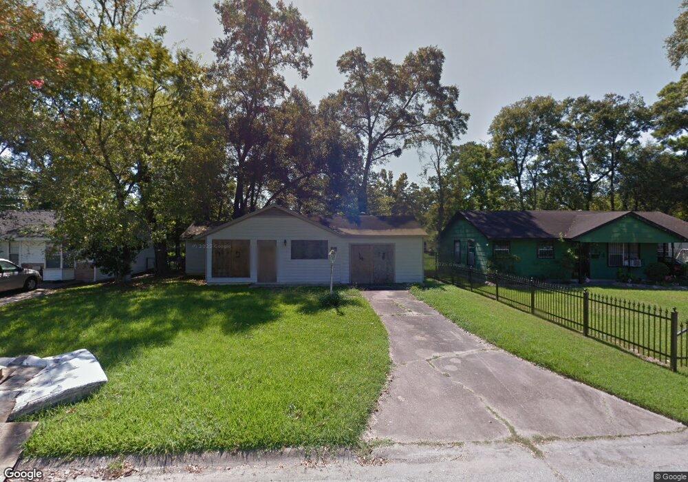 7318 Sterlingshire St, Houston, TX 77016 - photo 1