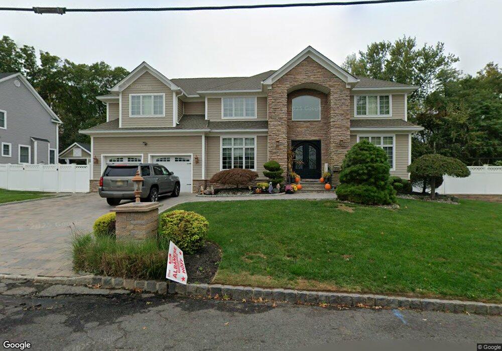 109 Lefferts Ln, Clark, NJ 07066 - photo 1