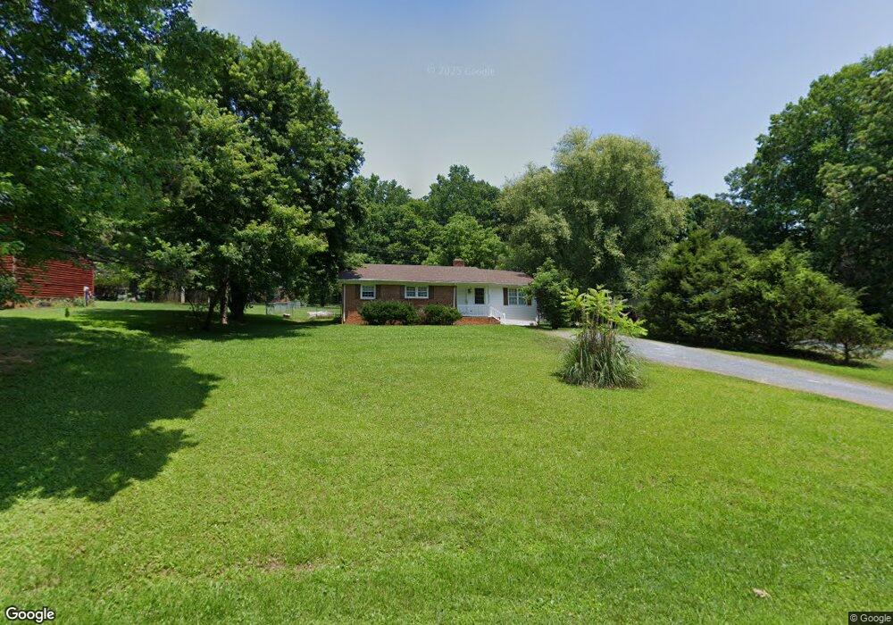 1946 Hopewell Friends Rd, Asheboro, NC 27205 - photo 1