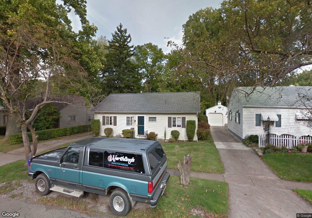 531 Zephyr Ave, Erie, PA 16505 - photo 1