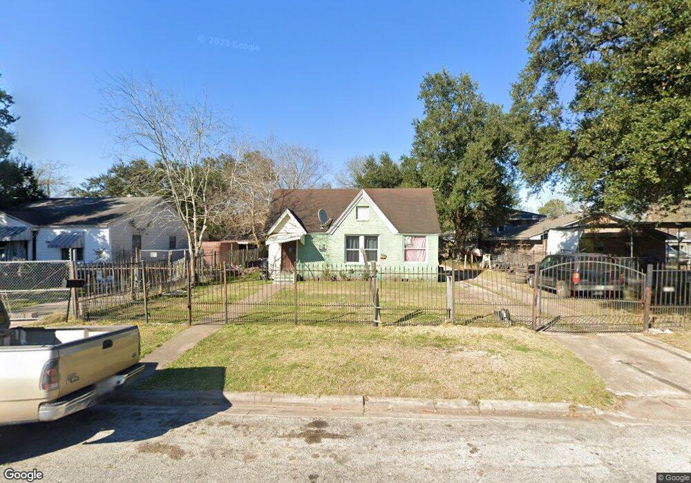 7015 Kinney St, Houston, TX 77087 - photo 1
