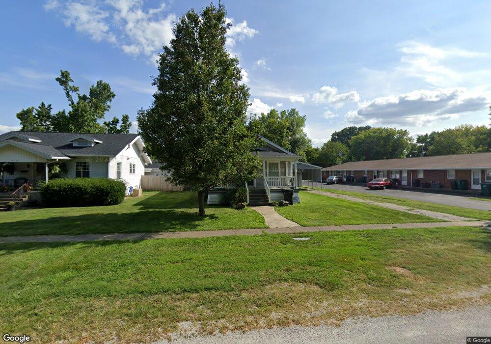 213 E Newkirk St, Tuscola, IL 61953 - photo 1