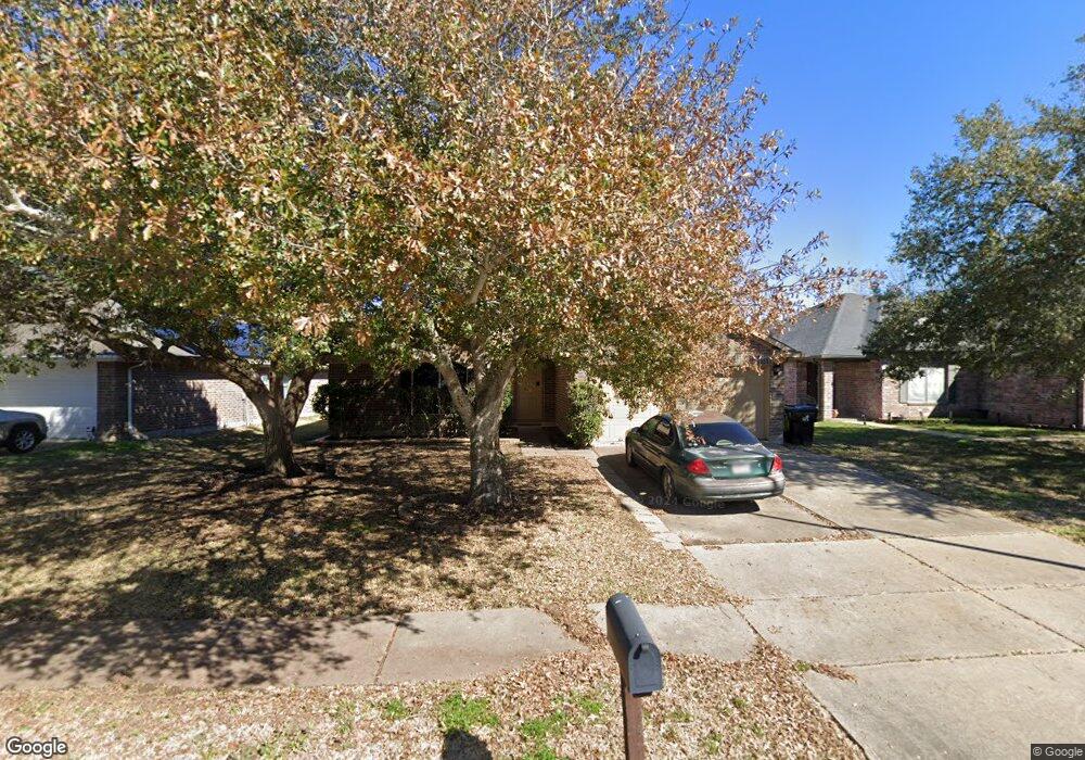 1601 Village Court Dr, Rosenberg, TX 77471 - photo 1