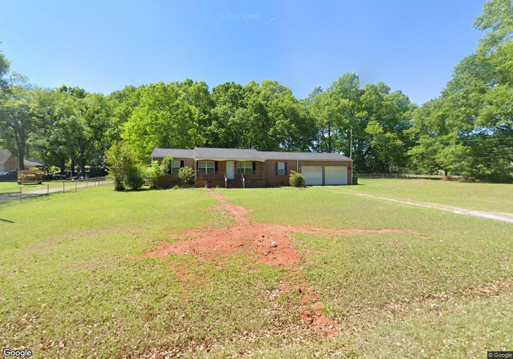 105 Poplar St, Barnesville, GA 30204 - photo 1