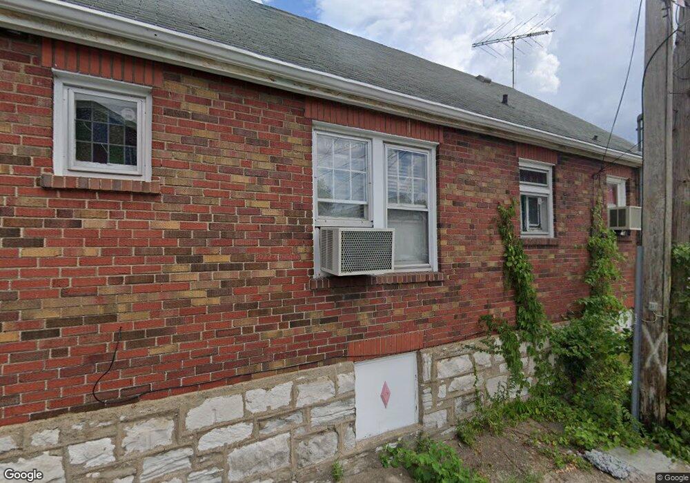 4462 Catherine Place, Saint Louis, MO 63115 - photo 1