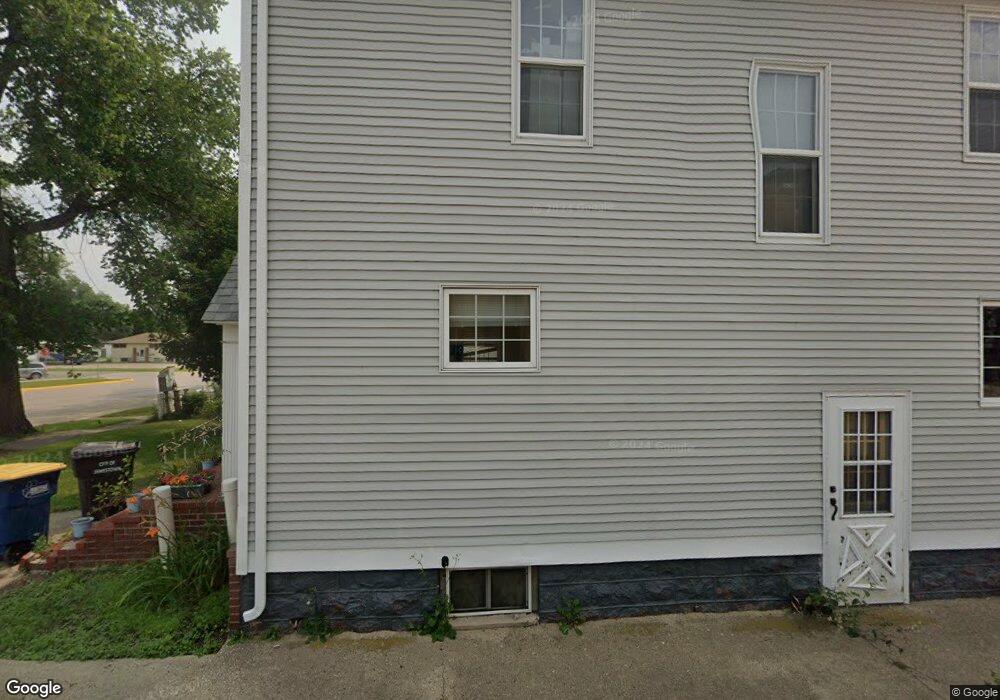 418 2nd Ave SW, Jamestown, ND 58401 - photo 1