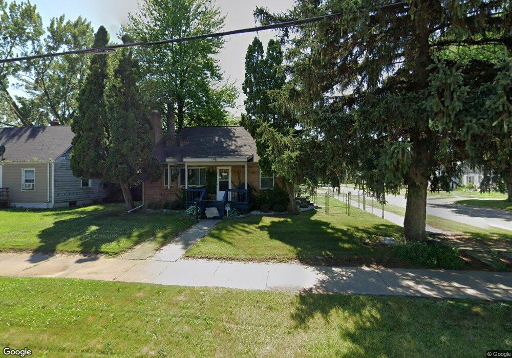 4102 S Grand Traverse St, Flint, MI 48507 - photo 1