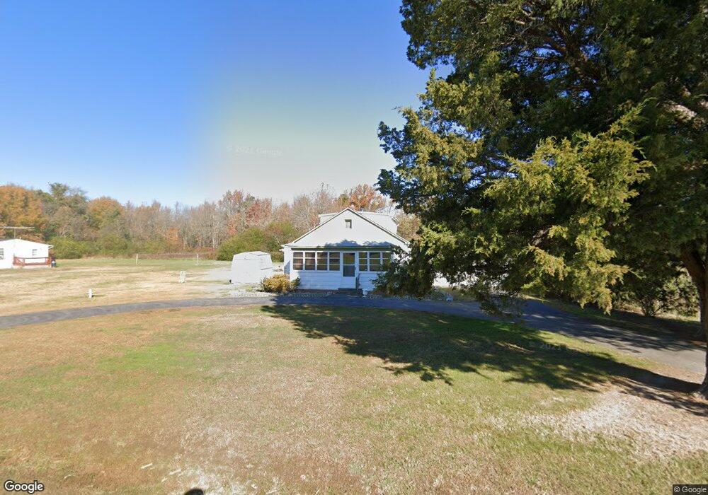 2915 Harris Hill Rd, Dunnsville, VA 22454 - photo 1