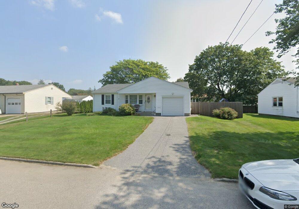22 Ferncrest Dr, Riverside, RI 02915 - photo 1
