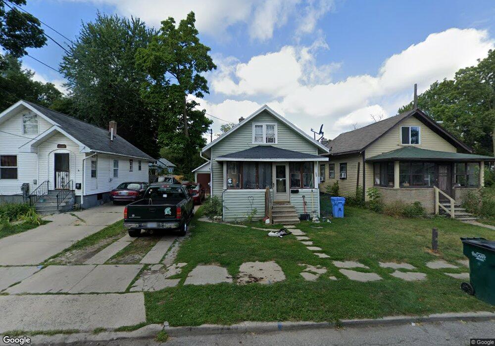1004 Dakin St, Lansing, MI 48912 - photo 1