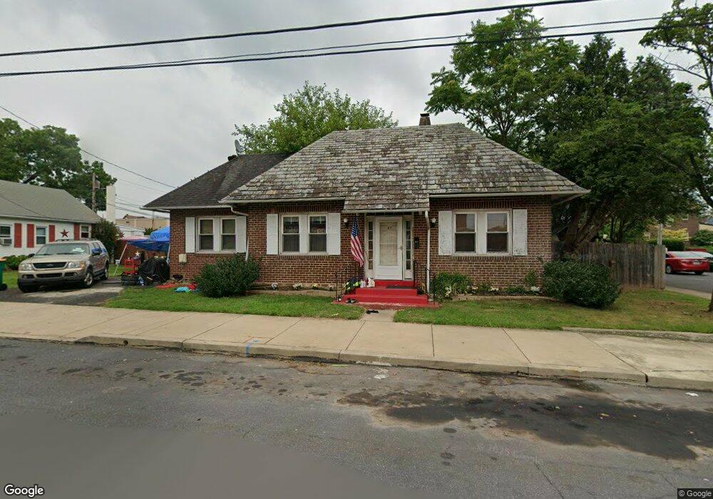 27 S Chestnut St unit 13, Lansdale, PA 19446 - photo 1