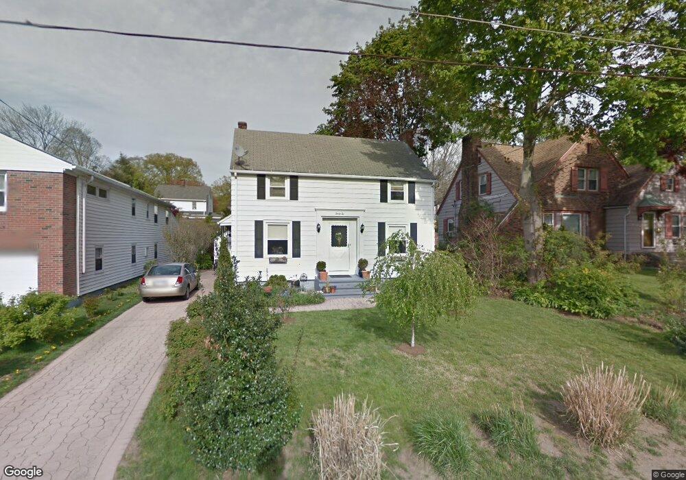 32 Robert St, Waterbury, CT 06710 - photo 1